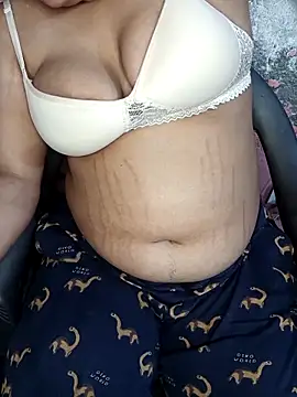 sexi--horny online show from March 26, 2026, 5:29 pm