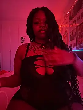 Snapshot of Nyla_xox chatting on April 30, 2026, 8:37 pm Nyla xox online show from April 30, 2026, 8:37 pm
