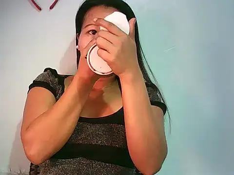 CreamyHotPussy4u online show from April 13, 2026, 6:08 am