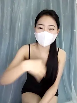 Xiangchuu online show from April 3, 2026, 2:26 pm