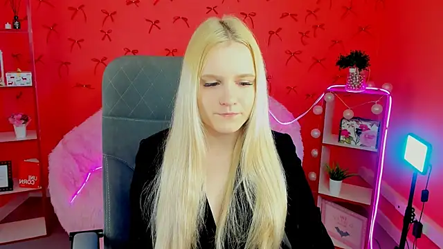 SherriButlers online show from June 11, 2026, 5:16 am