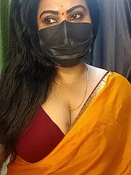 Snapshot of Anushka_flower chatting on April 5, 2026, 9:34 pm Anushka flower online show from April 5, 2026, 9:34 pm