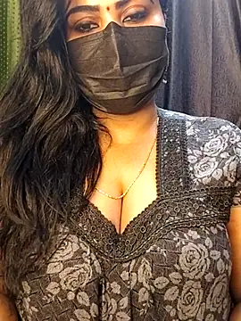 Snapshot of Anushka_flower chatting on April 6, 2026, 6:36 am Anushka flower online show from April 6, 2026, 6:36 am