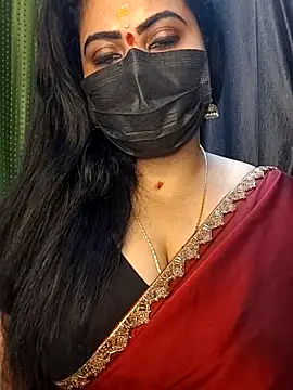 Snapshot of Anushka_flower chatting on April 14, 2026, 4:24 pm Anushka flower online show from April 14, 2026, 4:24 pm