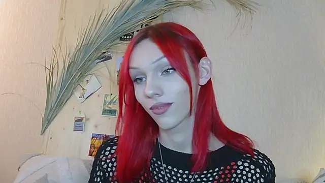 Kirana Hayes online show from April 15, 2026, 1:18 pm