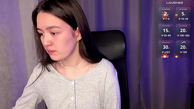 lilysolar online show from April 20, 2026, 3:59 pm