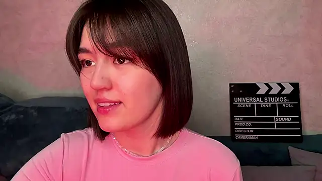 lilysolar online show from May 10, 2026, 5:29 pm