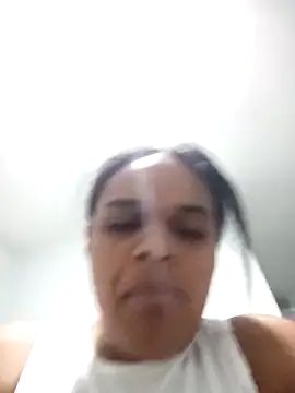 sexybronwgirl online show from March 28, 2026, 4:56 am