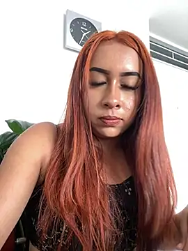 Snapshot of gretchen_1998 chatting on March 26, 2026, 6:35 pm gretchen 1998 online show from March 26, 2026, 6:35 pm