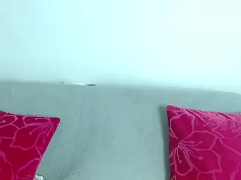 Snapshot of Violet_Donell chatting on April 14, 2026, 4:24 pm Violet Donell online show from April 14, 2026, 4:24 pm