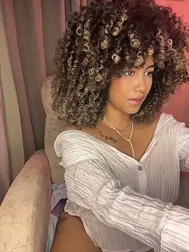 Kendra curly online show from June 12, 2026, 1:04 am