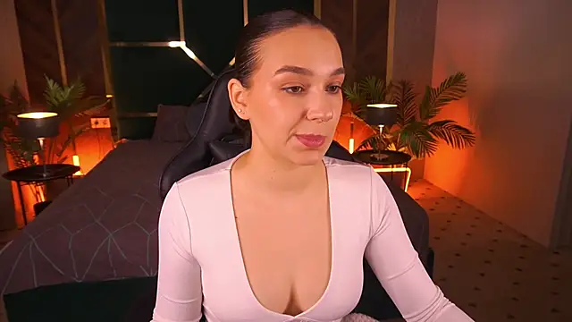 FlirtyMusa online show from March 30, 2026, 12:28 pm