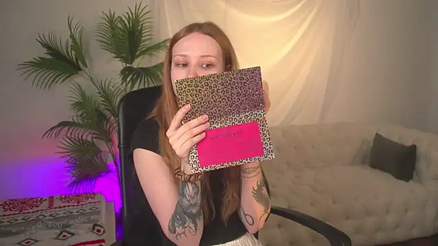 zoeforrd online show from May 7, 2026, 5:02 am