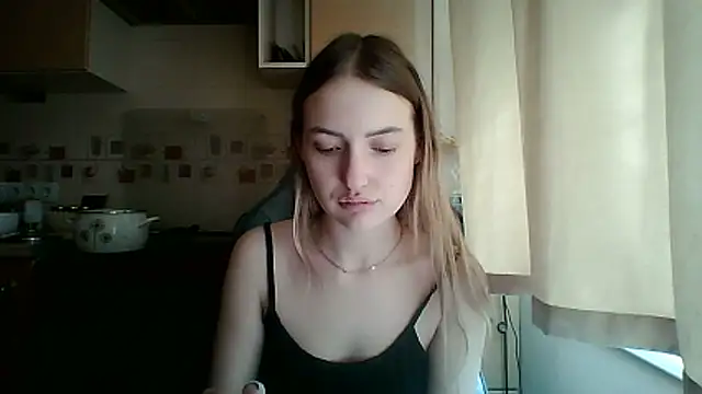 KariLindsey online show from April 15, 2026, 9:49 am