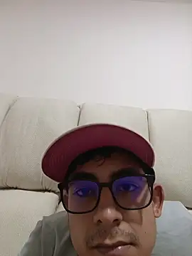 carlos and santy online show from April 16, 2026, 7:09 am