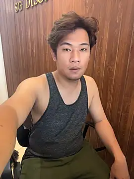 Titanryu online show from April 23, 2026, 1:40 am