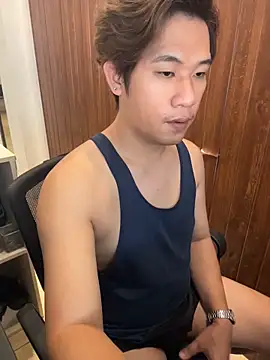 Titanryu online show from May 6, 2026, 1:57 am