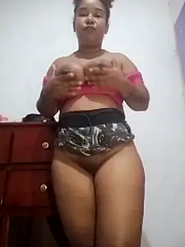 kimberlly25 online show from April 10, 2026, 3:01 am