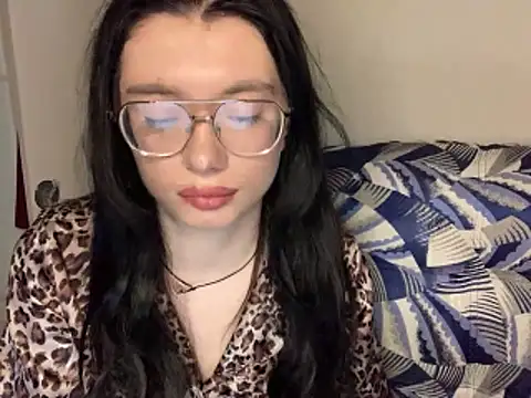 Baby-On-Fire online show from April 5, 2026, 6:27 pm