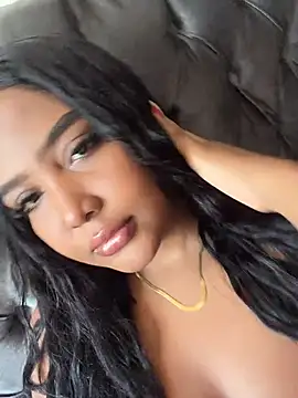 Snapshot of DaniXxx1 chatting on April 7, 2026, 4:51 pm DaniXxx1 online show from April 7, 2026, 4:51 pm