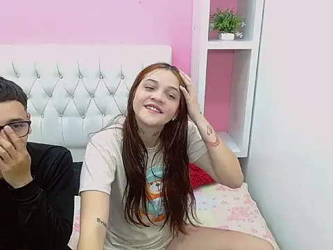 23alana online show from April 21, 2026, 3:35 am