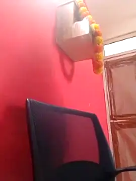 TANU01990 online show from May 25, 2026, 4:07 am