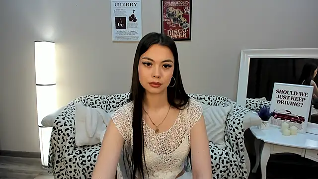 DarcyMacy online show from April 15, 2026, 7:58 pm