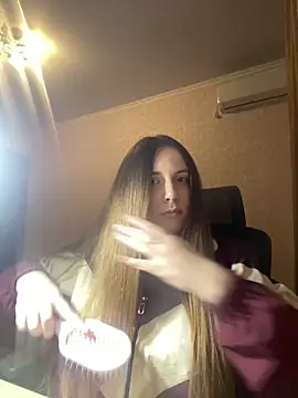 lunaAmore online show from March 28, 2026, 4:39 pm