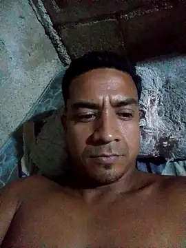Morales2205 online show from March 31, 2026, 10:21 pm