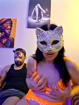 sena060 online show from April 15, 2026, 8:31 pm