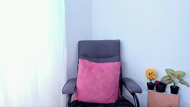Snapshot of Debora_Rayssa chatting on May 14, 2026, 7:42 pm Debora Rayssa online show from May 14, 2026, 7:42 pm