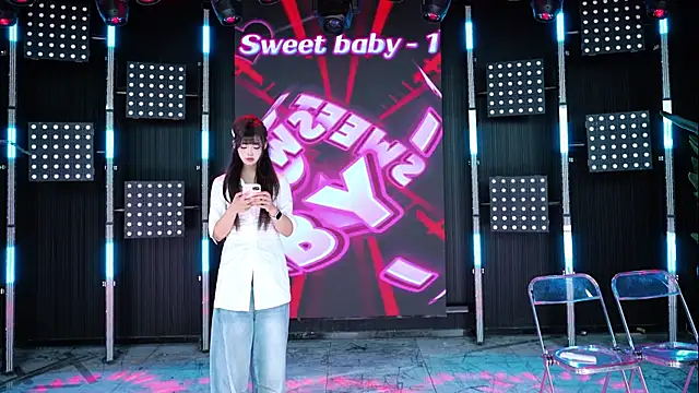 Sweetbaby-1 online show from May 4, 2026, 2:51 am