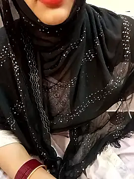 Miss Noor   online show from April 15, 2026, 6:53 am