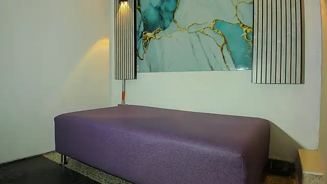 Snapshot of MILLER_SANZ chatting on April 6, 2026, 1:01 pm MILLER SANZ online show from April 6, 2026, 1:01 pm