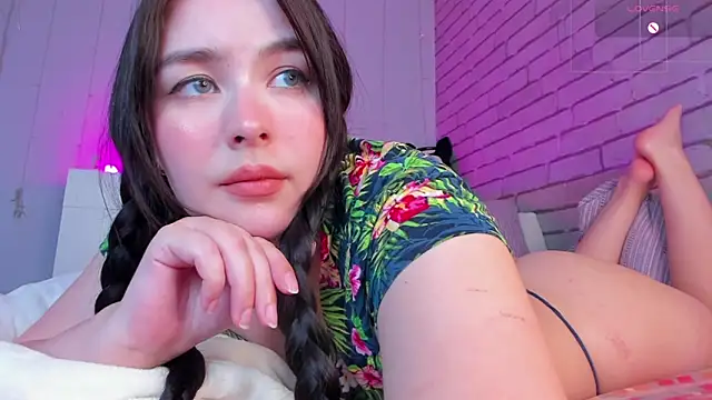 NatalForsy online show from June 12, 2026, 2:05 pm
