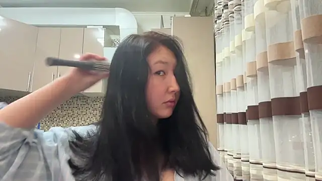 Ameliya kim online show from April 1, 2026, 8:17 pm