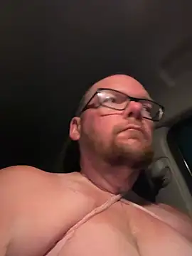 hugemanbreasts online show from June 12, 2026, 3:49 am
