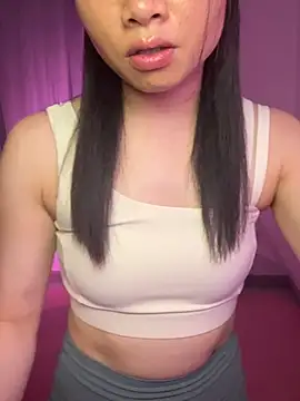 Nora  Nora online show from March 31, 2026, 2:28 pm