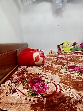 Anna Lovelly online show from April 15, 2026, 3:41 pm