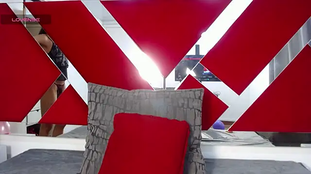 MistressNyx  online show from March 31, 2026, 12:38 pm