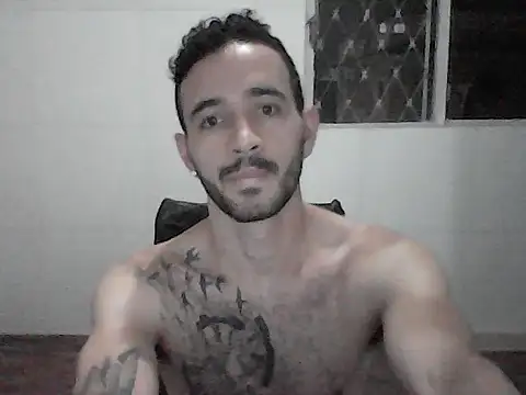 NoxxVx online show from April 13, 2026, 1:11 am