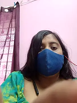 Snapshot of Tami-sonia chatting on June 24, 2026, 9:19 am Tami-sonia online show from June 24, 2026, 9:19 am