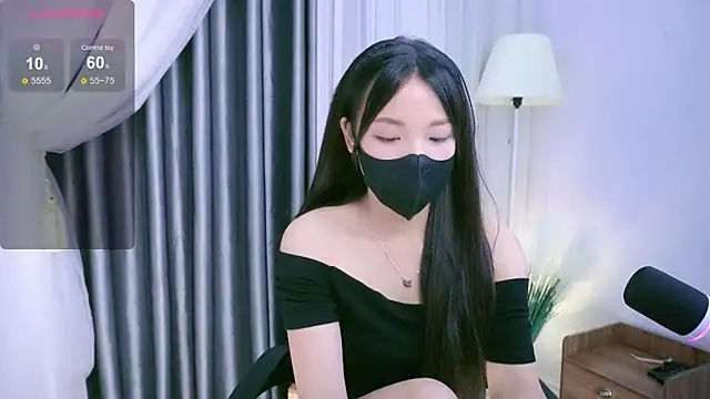 Lu Ly22 online show from June 7, 2026, 9:13 am