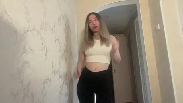 Snapshot of IreneOrbison chatting on April 2, 2026, 1:31 pm IreneOrbison online show from April 2, 2026, 1:31 pm