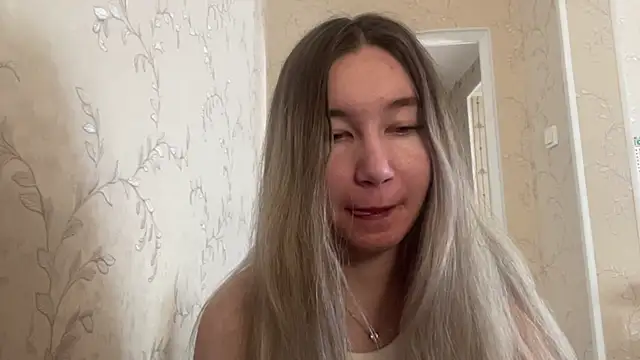 Snapshot of IreneOrbison chatting on April 10, 2026, 10:09 am IreneOrbison online show from April 10, 2026, 10:09 am