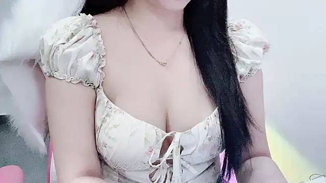 Annie nii online show from June 10, 2026, 2:34 am