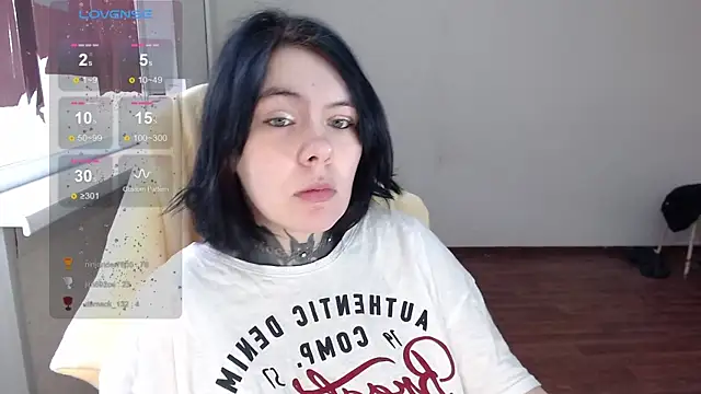 QwertyAnna Lbo online show from April 4, 2026, 12:53 am