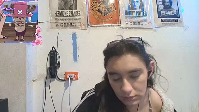 Ellaa honey online show from April 25, 2026, 2:14 am