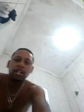 BaianinhodeSP online show from June 3, 2026, 7:19 pm