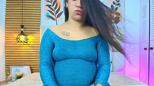 Lunaa Rossee online show from April 20, 2026, 1:03 pm